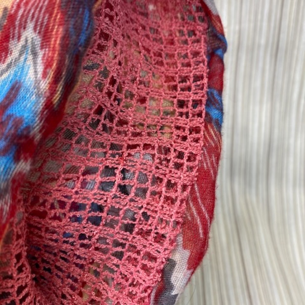 Infinity Pink/Red Scarf - Picture 3 of 7